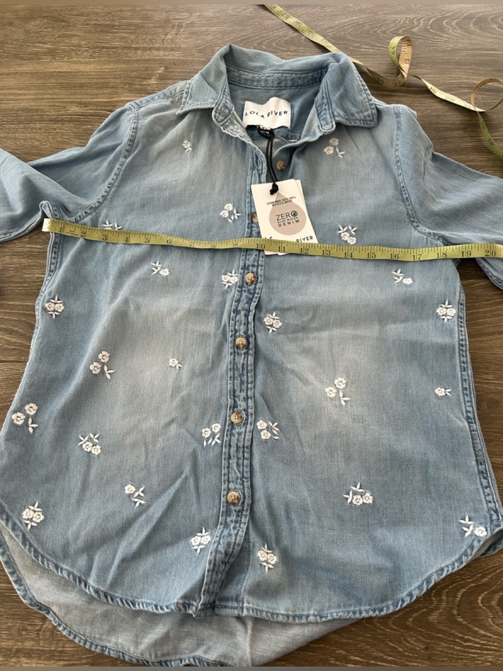 LOLA RIVER Denim Top. Size XS - Picture 5 of 6